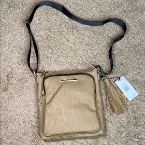 NWT Steve Madden Mushroom Crossbody Purse DT517015